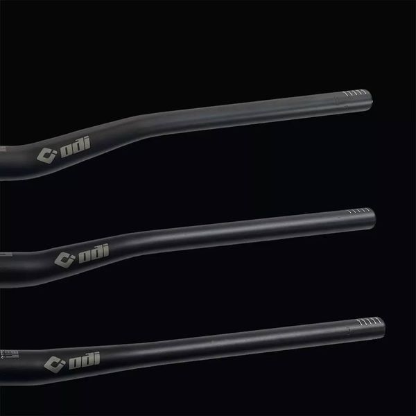 Кермо ODI Flight Control Stealth 800mm Bars 12mm Rise Black D800FS-12-B фото