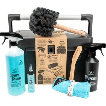 Набір для мийки Peaty's Cleaning Kit, шампунь 1L / дегризер 500ml / щітка 2шт / рушник мікрофібра / мастило ланцюга 120ml, All-Weather PKT-CBC-1D фото