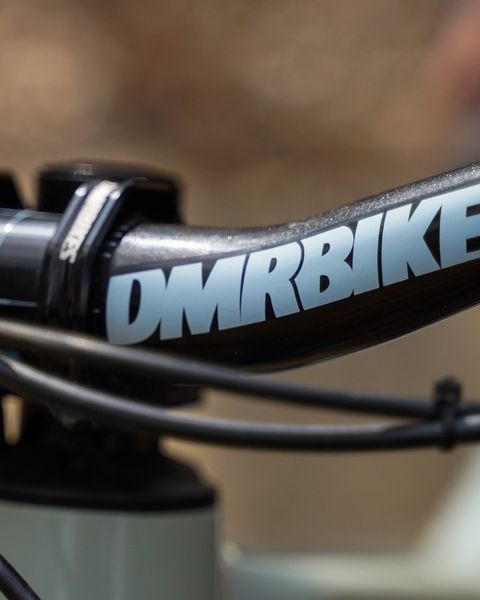 Кермо DMR Wingbar MK 4 31,8 20 мм підйом 780 ширина DMR-WBAL4-1.1-K фото